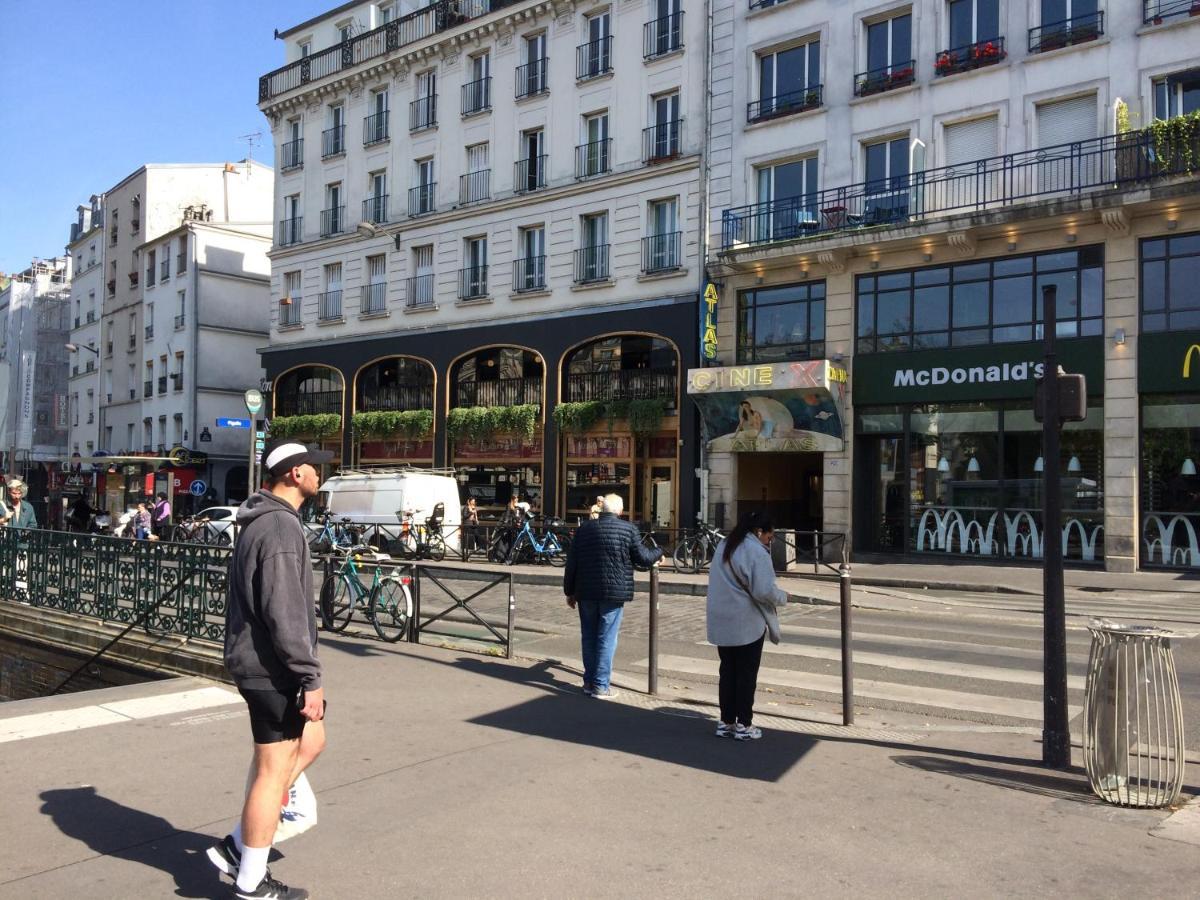 Studio Pigalle De 25 M2 - 2 Lits Simples Type Gigogne Pour 2 Personnes - Quartier Touristique De Paris - 2 Minutes De La Station Metro Pigalle ,Petit Train Vers La Butte Montmartre-Cabaret Moulin Rouge A 200 M,Cabaret Chez Michou-Restaurants-Saunas Eksteriør bilde