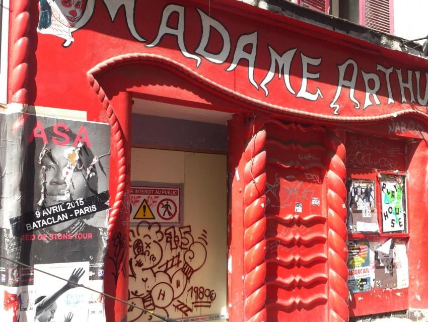 Studio Pigalle De 25 M2 - 2 Lits Simples Type Gigogne Pour 2 Personnes - Quartier Touristique De Paris - 2 Minutes De La Station Metro Pigalle ,Petit Train Vers La Butte Montmartre-Cabaret Moulin Rouge A 200 M,Cabaret Chez Michou-Restaurants-Saunas Eksteriør bilde